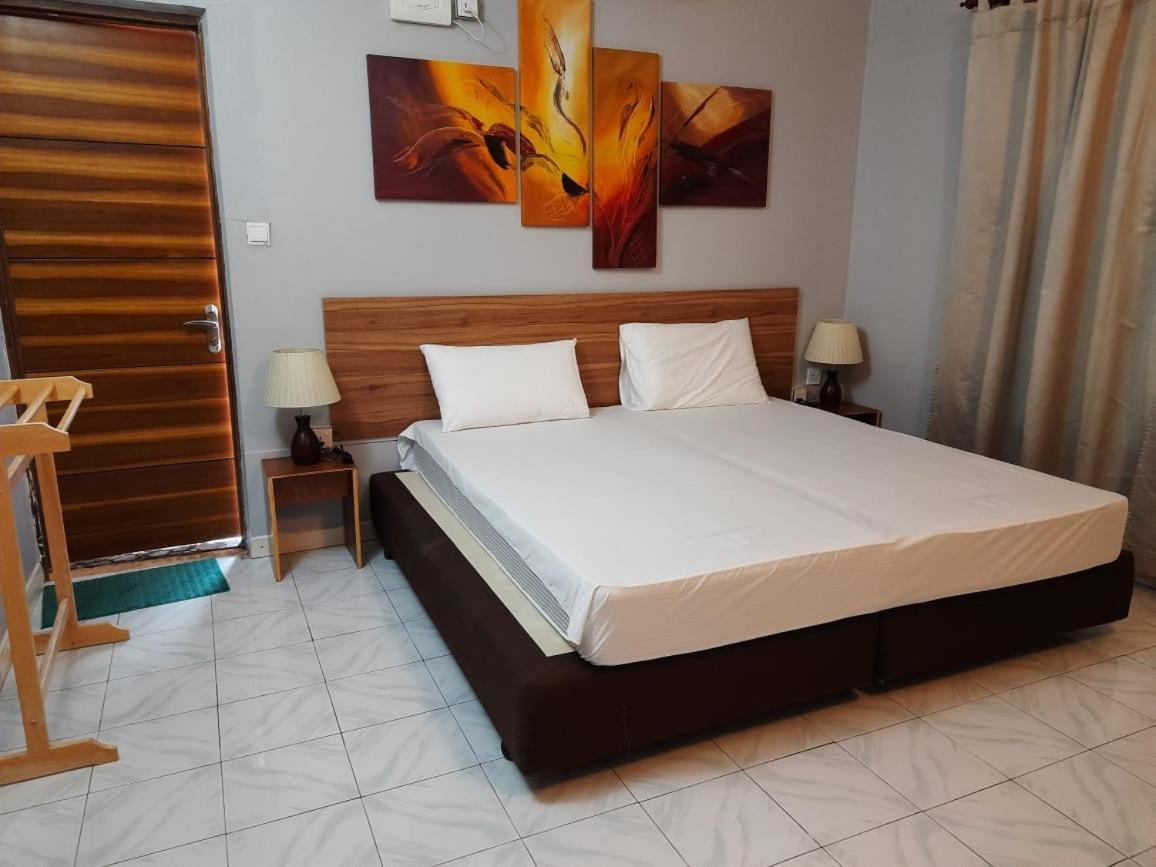 Royal Beach Dhigurah Dhigurah  Exterior photo